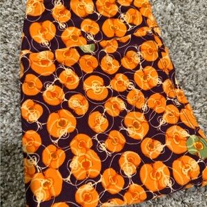 LuLaRoe Orange and Purple Fruit Print Leggings